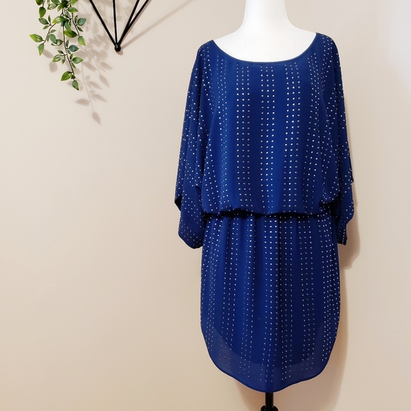 STUNNING DRAPING OVERSIZED DRESS studded - Picture 8 of 11